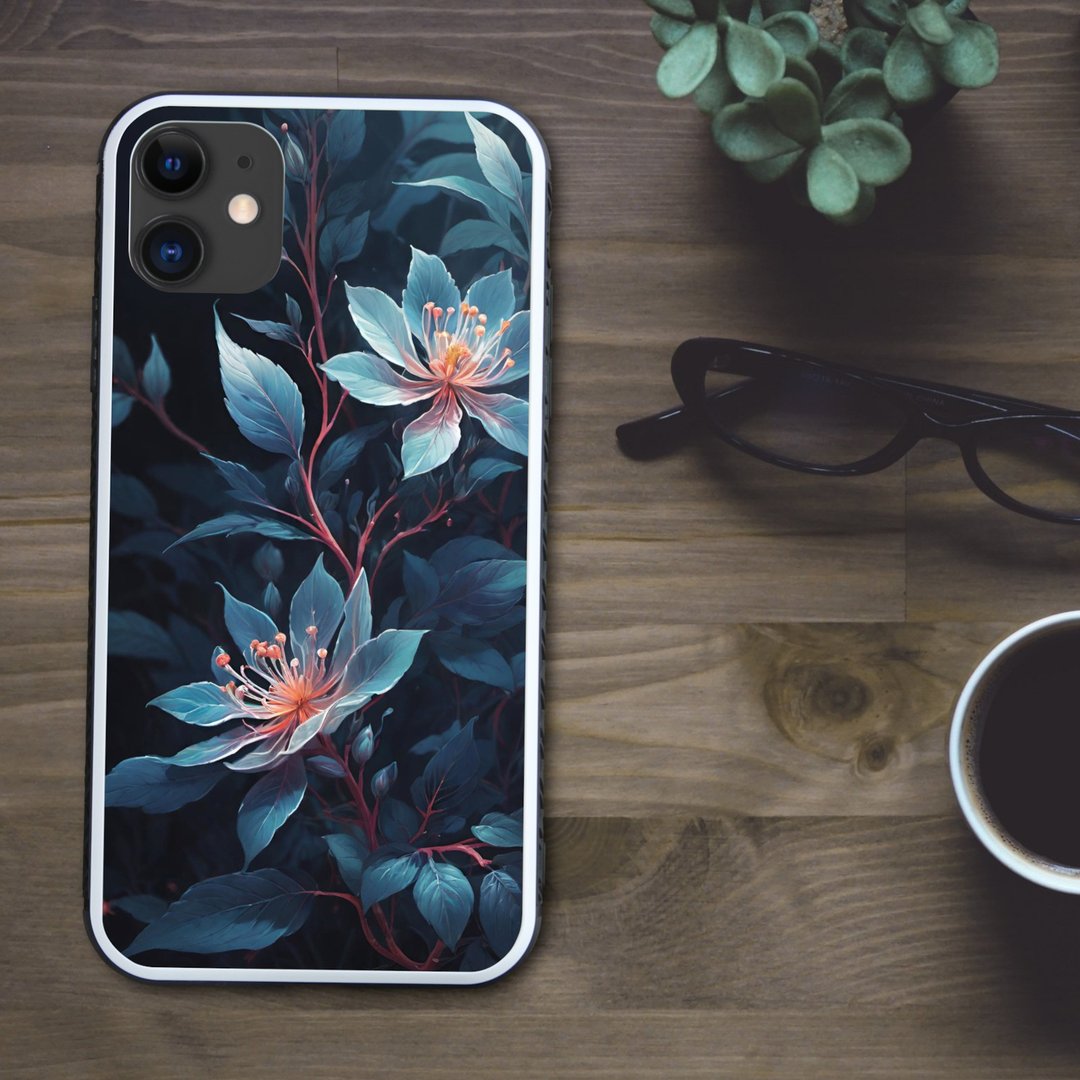 蓝色透明感花朵的美丽幻想植物 手机壳【强化玻璃】适用于 iPhone16 - 手机壳/手机套 - 塑料 多色