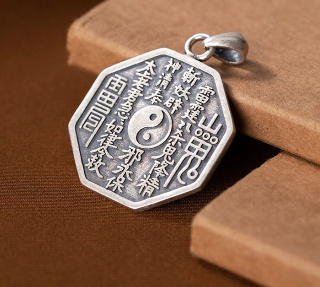 Superstitious Amulet Pendants for Men Cool Guys Religious Culture Necklaces - 戒指 - 纯银 银色
