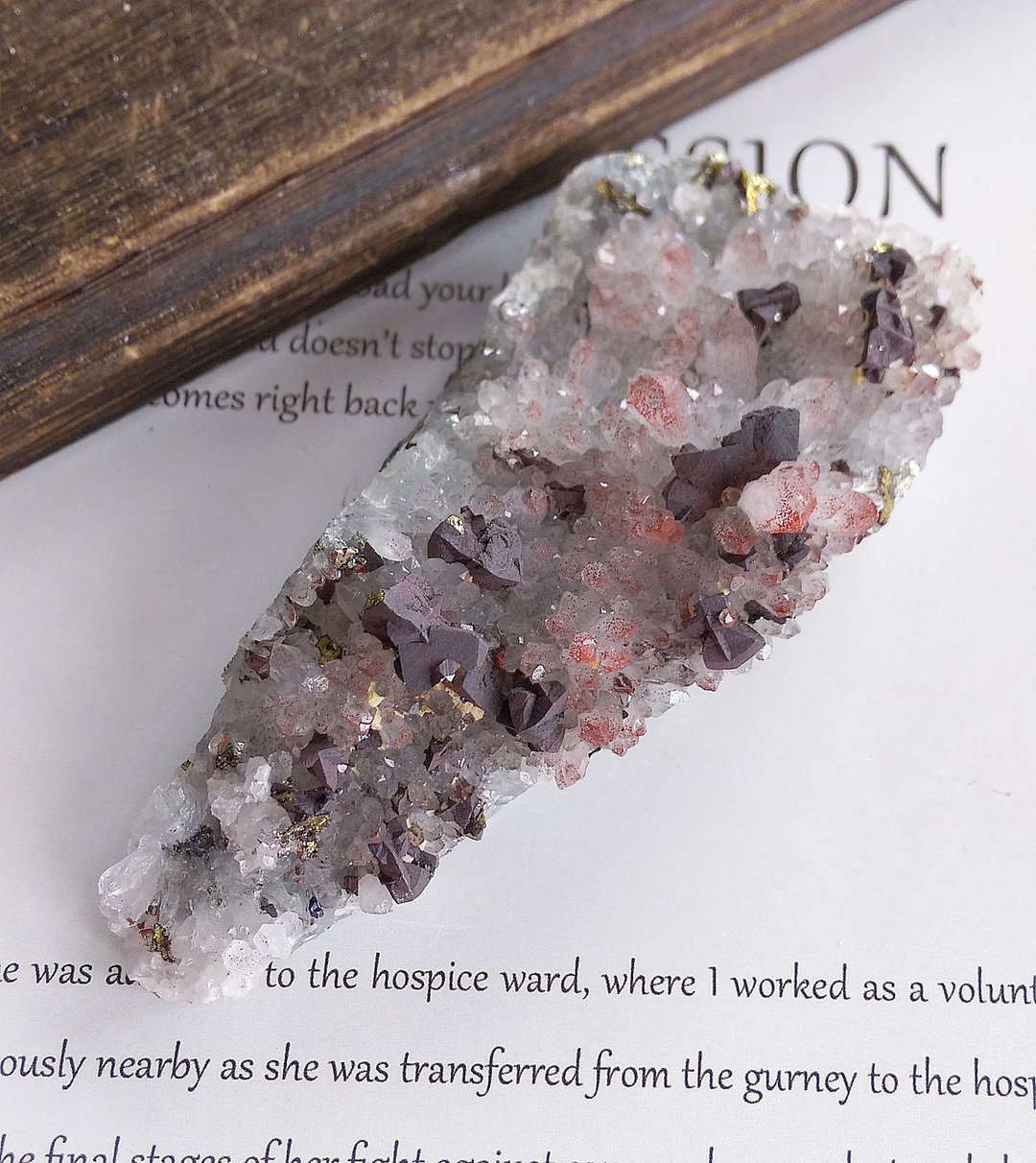 Quartz with Chalcopyrite 江西 水晶 黄铜矿共生 天然矿石 原矿 - 摆饰 - 其他材质 