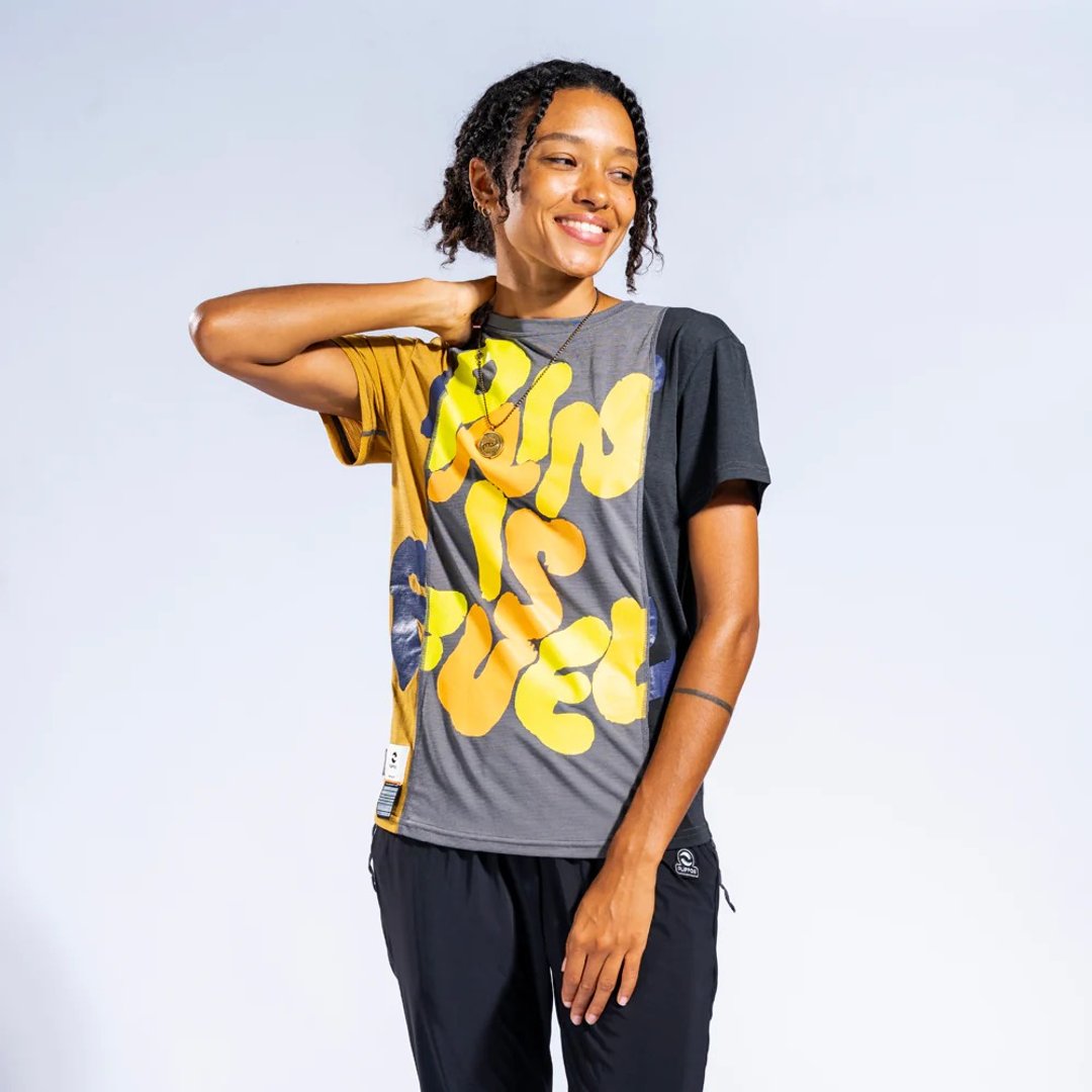 PAIN IS FUEL MERINO TEE (Women) - 女装 T 恤 - 其他材质 多色