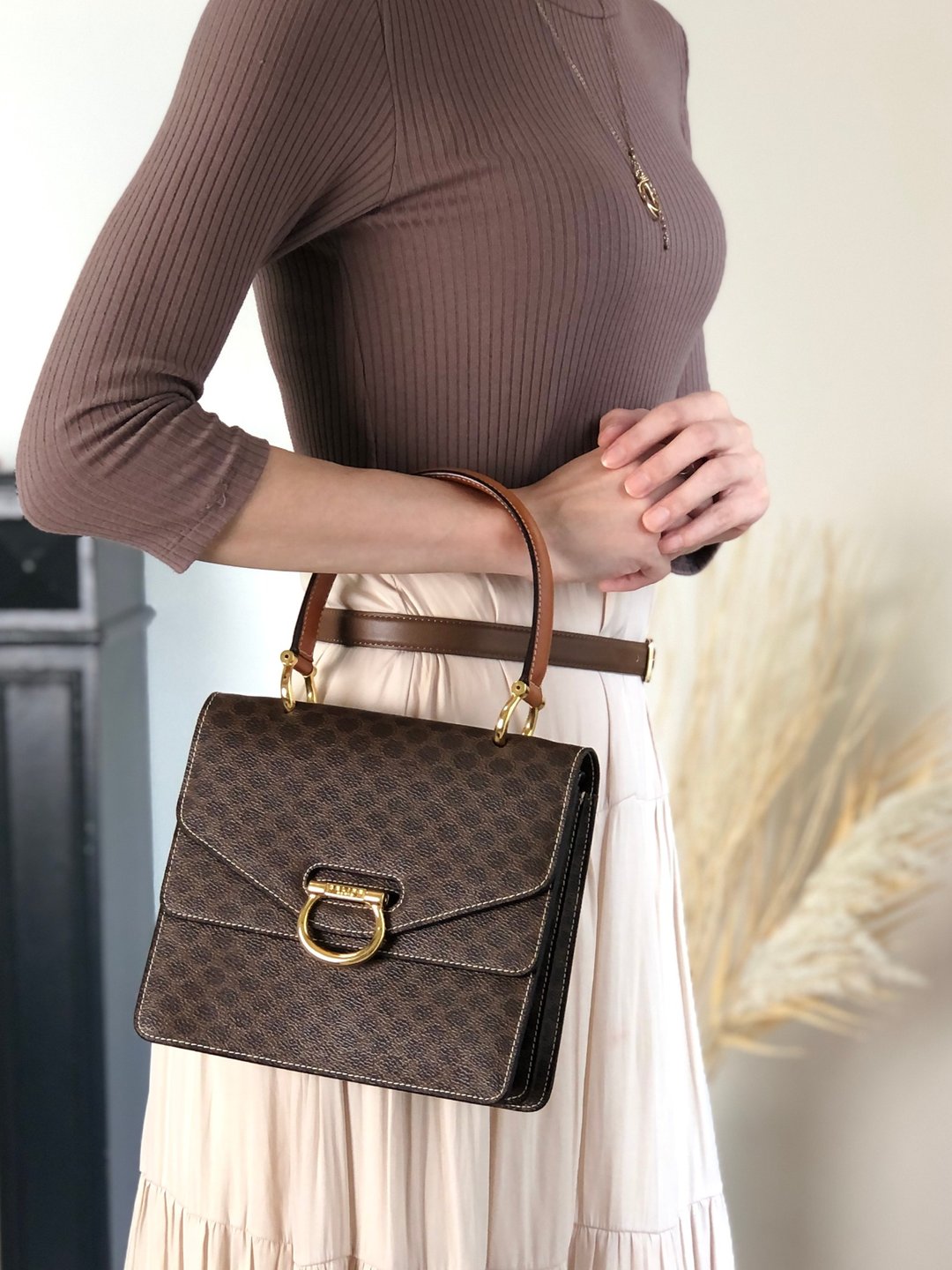 【 VintageShop solo 日本直送中古包专卖店 】CELINE 经典马车图案手提包 棕色 PVC 皮革 双翻盖 design 8byndv - 手提包/手提袋 - 防水材质 咖啡色