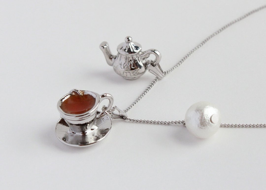 Tea Party Tea Cup Necklace Silver - 项链 - 铜/黄铜 银色