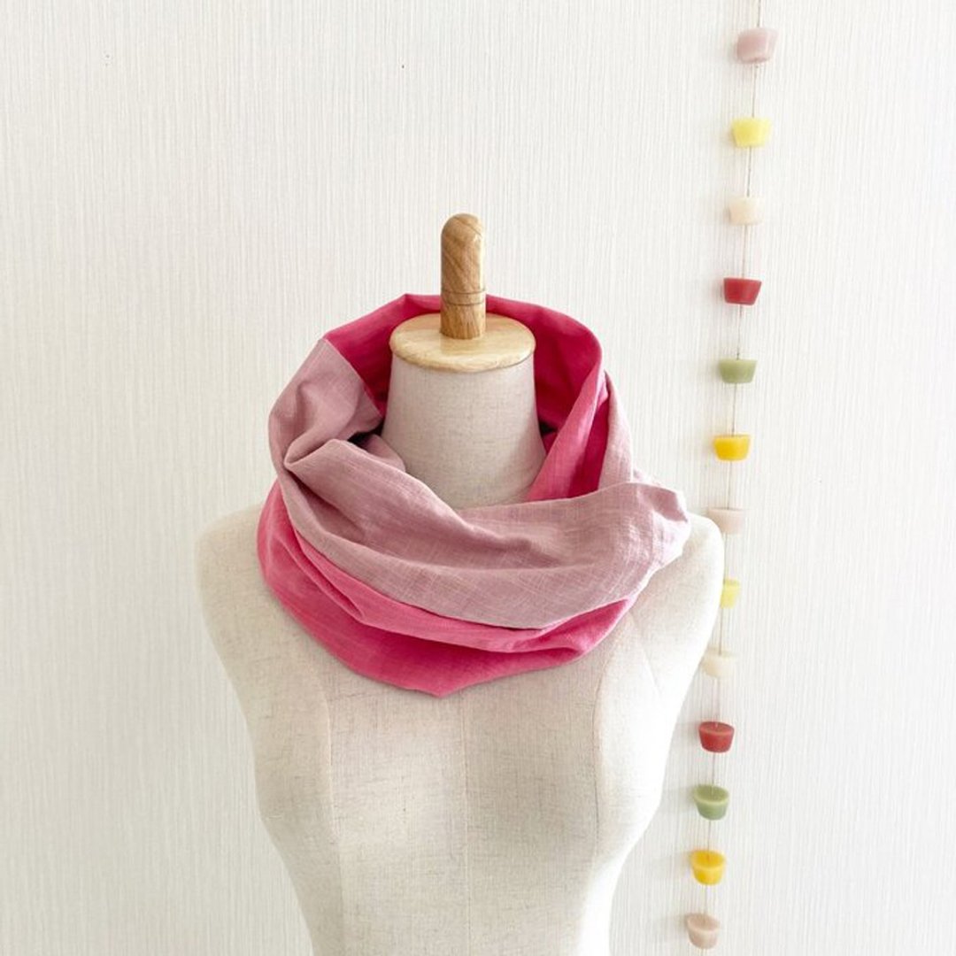 Made in Japan Soft spring / summer snood bicolor dull pink x rose pink - 围巾/披肩 - 棉 粉红色