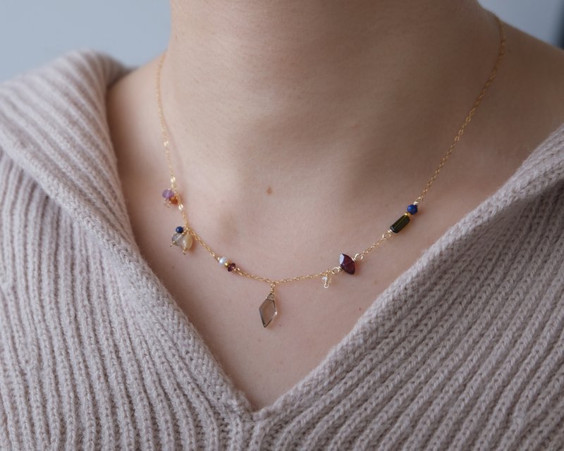 hátíð 项链 天然石项链 烟水晶 石榴石 青金石 电气石 圣诞礼物 赠礼 - 项链 - 宝石 多色