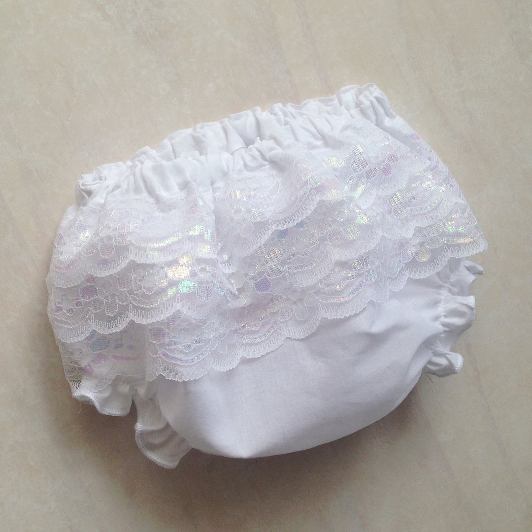 Baby Girls Shimmering White Christening Bloomers - 满月礼盒 - 棉．麻 白色