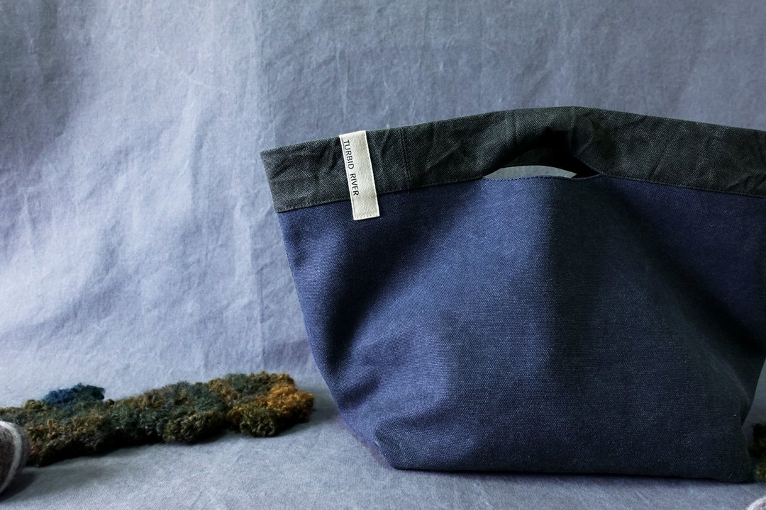 矿工手袋 | 丹宁蓝 x黑 | 底部大容量 手提袋 便当袋 置物袋 猫窝 - 手提包/手提袋 - 棉 蓝色