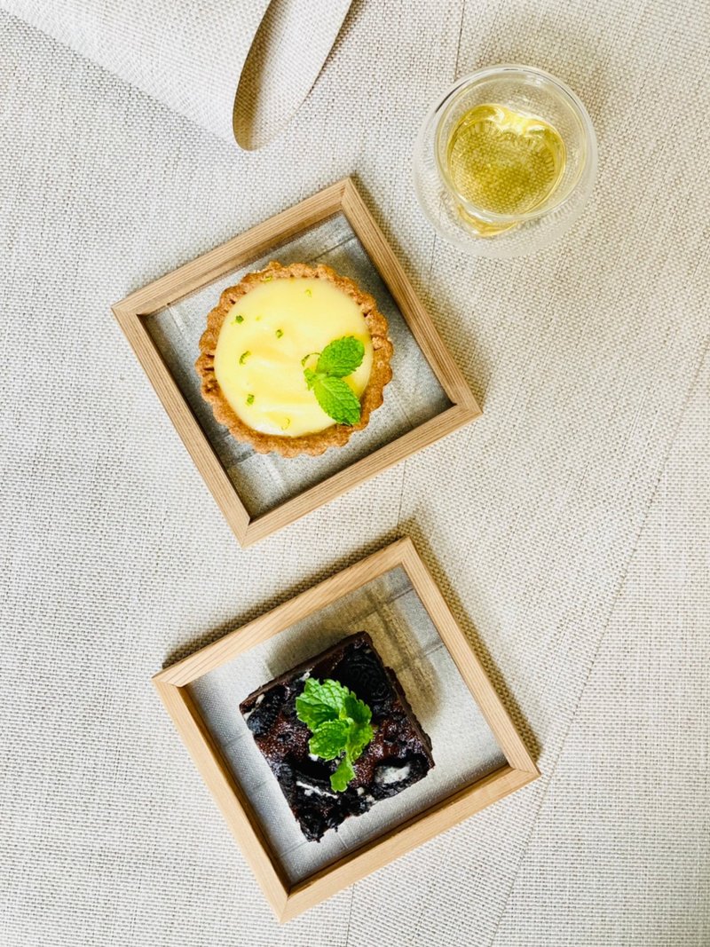 优惠特价。ㄧ组三个。十字星餐点玻璃垫 - 杯垫 - 玻璃 银色