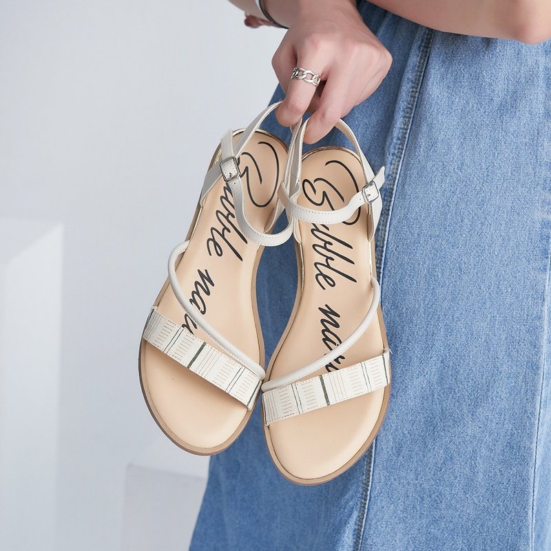 【夏日惊喜包】小岛微风斜带凉鞋-山百合 - 男女凉鞋 - 真皮 白色