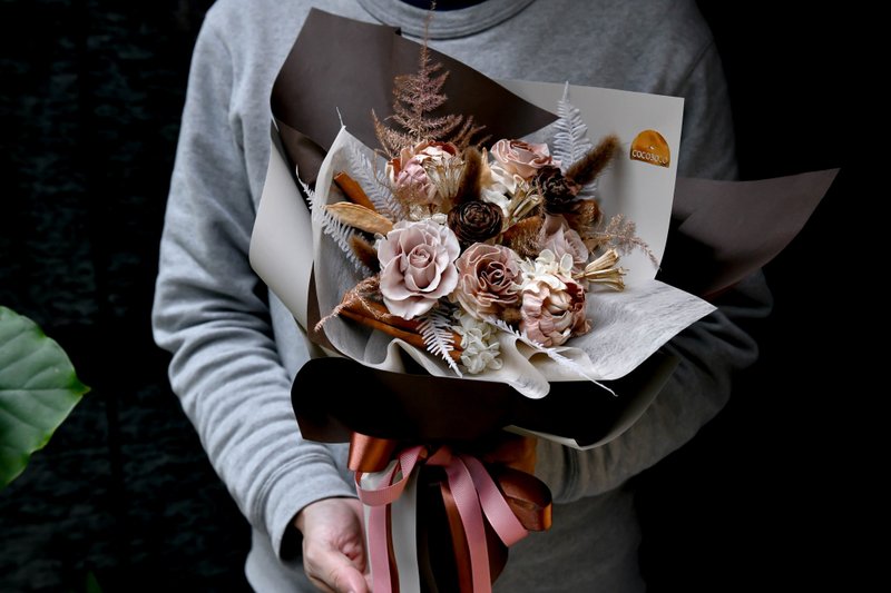 摩卡慕斯恒星花束 | Mocha Mousse Preserved Flower Bouquet - 干燥花/捧花 - 植物．花 