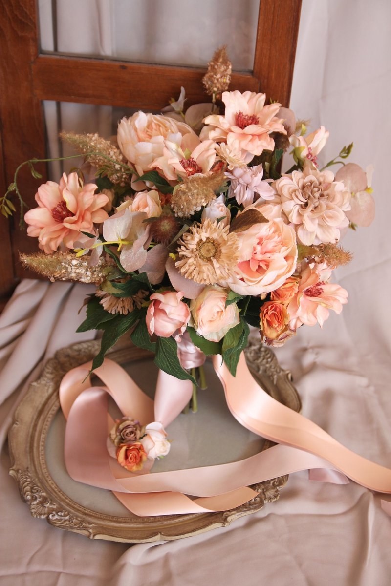 新娘捧花 欧式捧花 捧花 花束 定制订作捧花 婚礼小物 伴娘捧花 - 植栽/盆栽 - 植物．花 卡其色