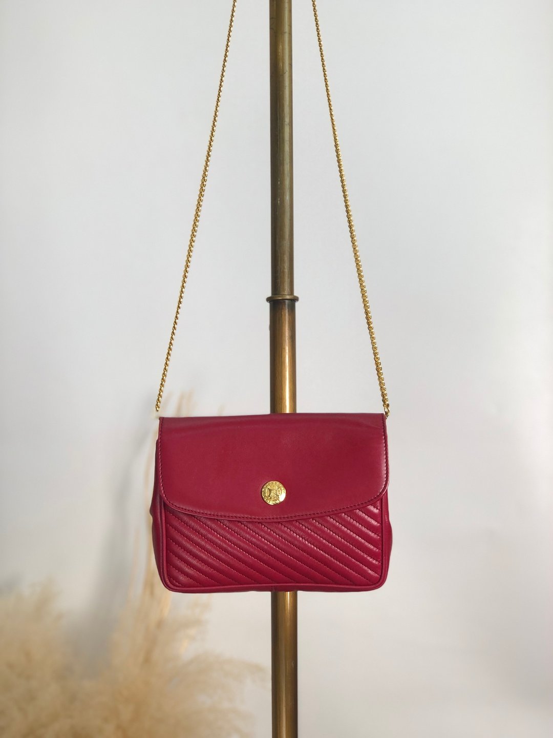 【 日本直送 名牌中古包 】CELINE  સેલિન સેરિન 侧背包 红色 徽标 皮革 链带 vintage 古着 vap3df - 侧背包/斜挎包 - 真皮 红色