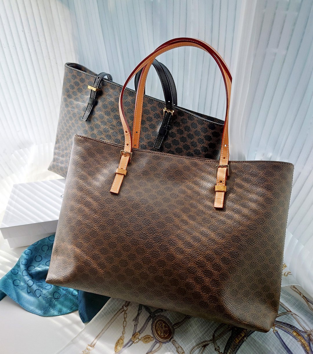 中古美品 CELINE 棕花上学上班包通勤包单肩包公文包单背包单肩袋 - 手提包/手提袋 - 防水材质 咖啡色