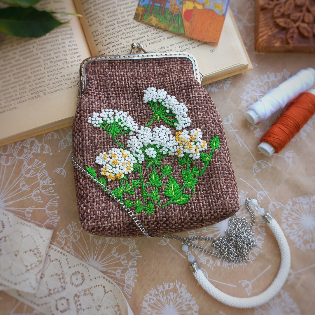 Shoulder bag with handmade cosmetics embroidered, made of synthetic fabric with - 手提包/手提袋 - 棉 咖啡色