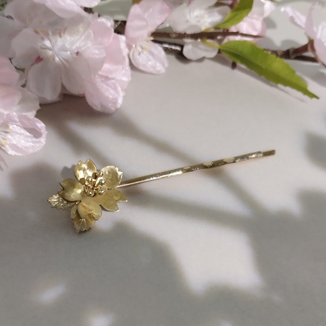 樱花发夹 (黄铜制) - 发饰 - 铜/黄铜 金色