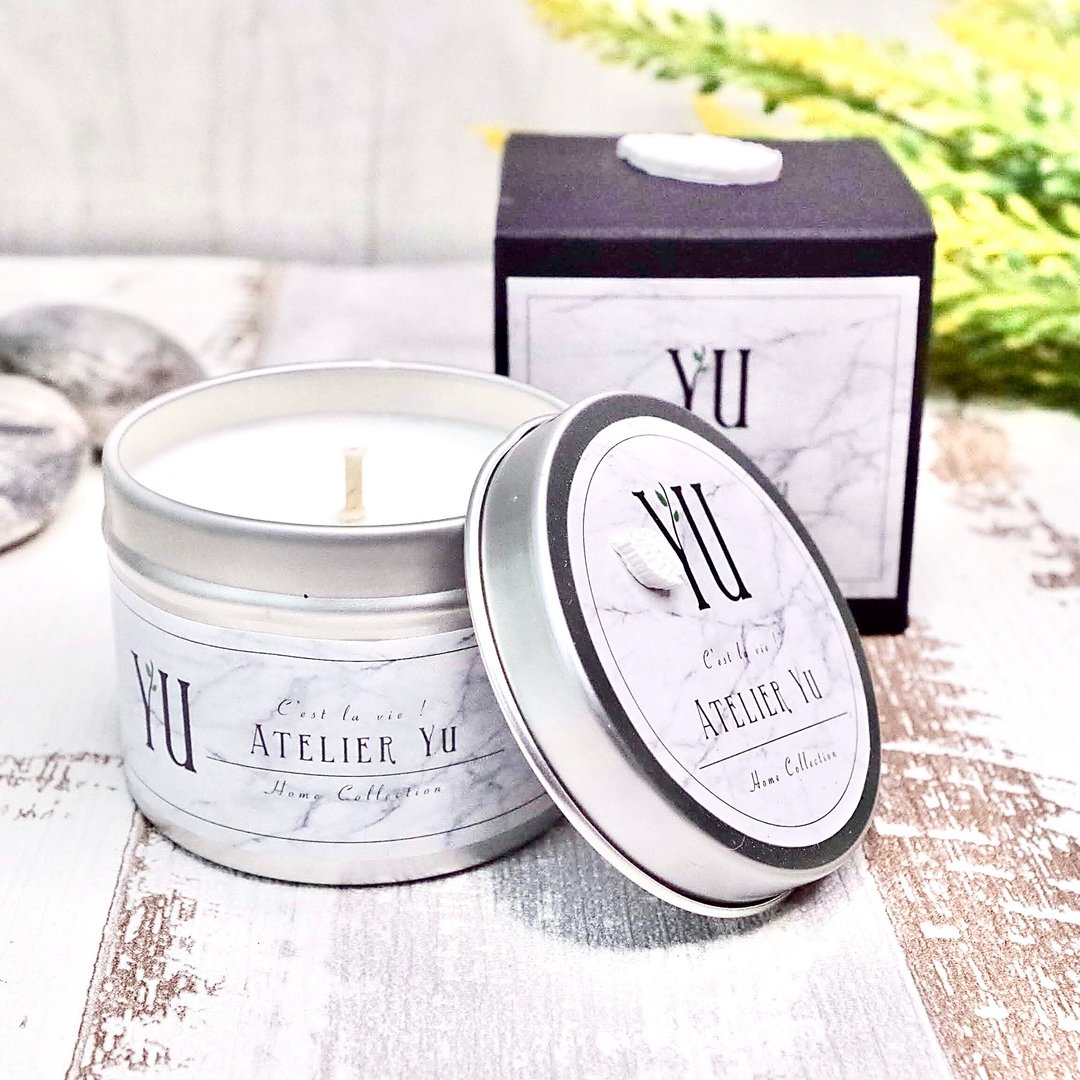 Forest Walk 森林慢步 - 大豆手工香氛蜡烛 旅行铁罐80g - 蜡烛/烛台 - 蜡 白色