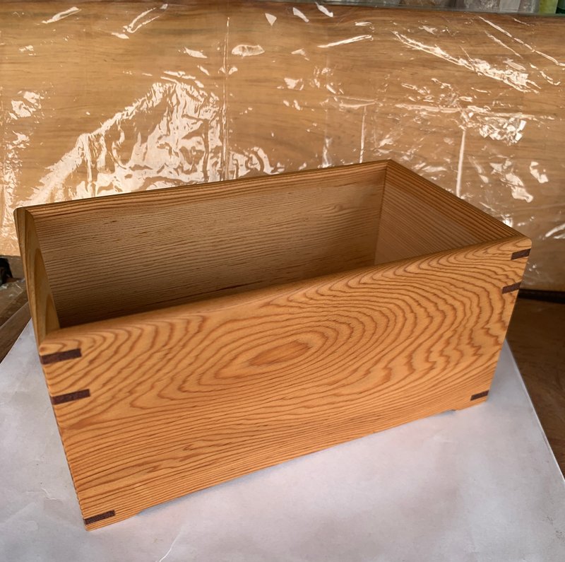 台湾制作桧木抽取式面纸盒、卫生纸盒 - 纸巾盒 - 木头 