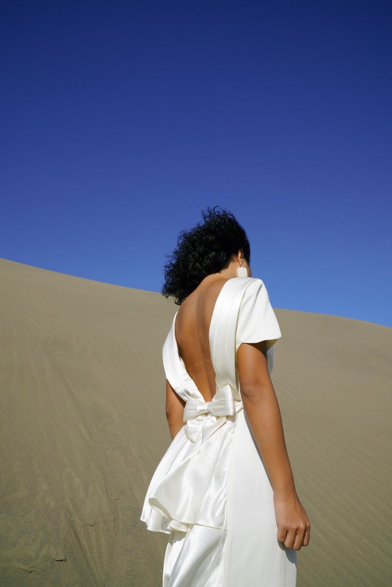 deb bridal 80s极简经典晚礼服/大V露背 - 晚装/礼服 - 其他材质 白色