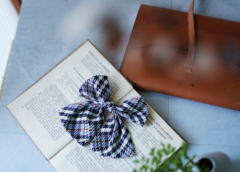 古董领带改制手工领结-千鸟格-深蓝-学院风双层领结别针 - 领结/领巾 - 丝．绢 蓝色