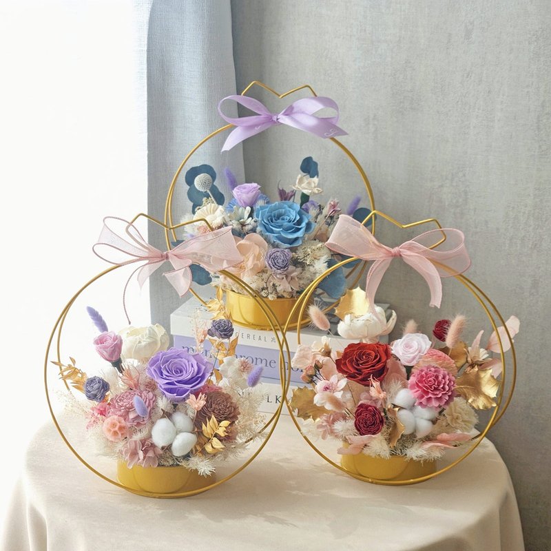 T54粉色系金属花框 / 永生花开幕花篮 升迁花篮 金框提篮 - 干燥花/捧花 - 植物．花 粉红色