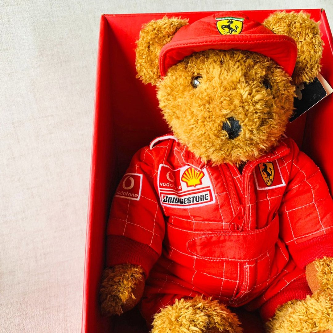 Ferrari法拉利帅气泰迪小熊珍藏版 │ 2009年出品 纪念款 收藏品 - 玩偶/公仔 - 其他材质 咖啡色