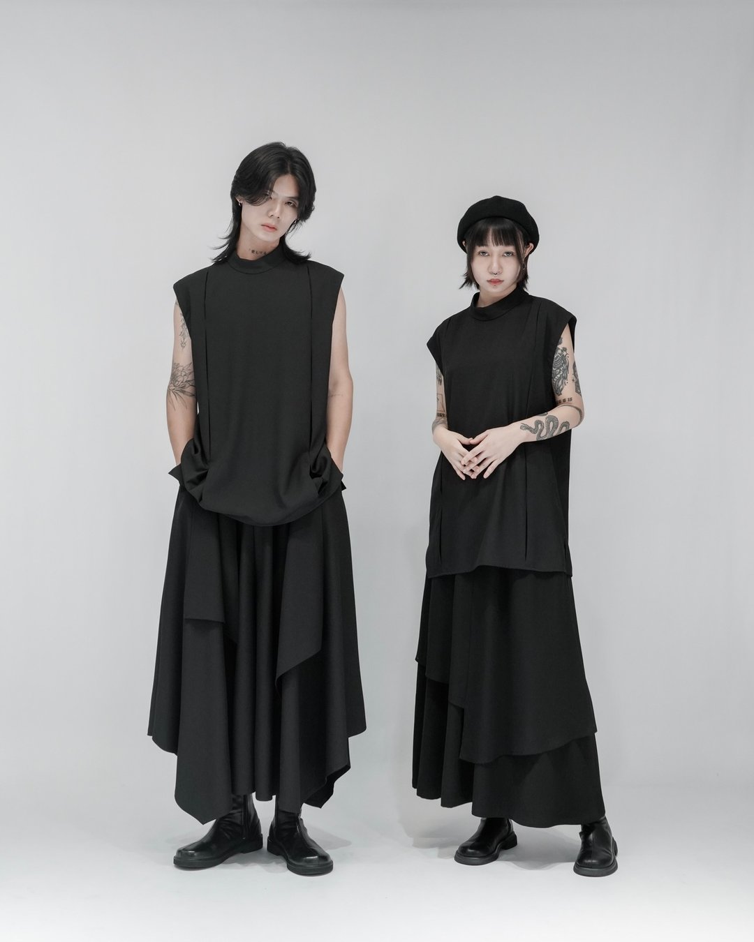 MUKK DESIGN 箱褶平织无袖上衣 - 女装背心 - 聚酯纤维 黑色