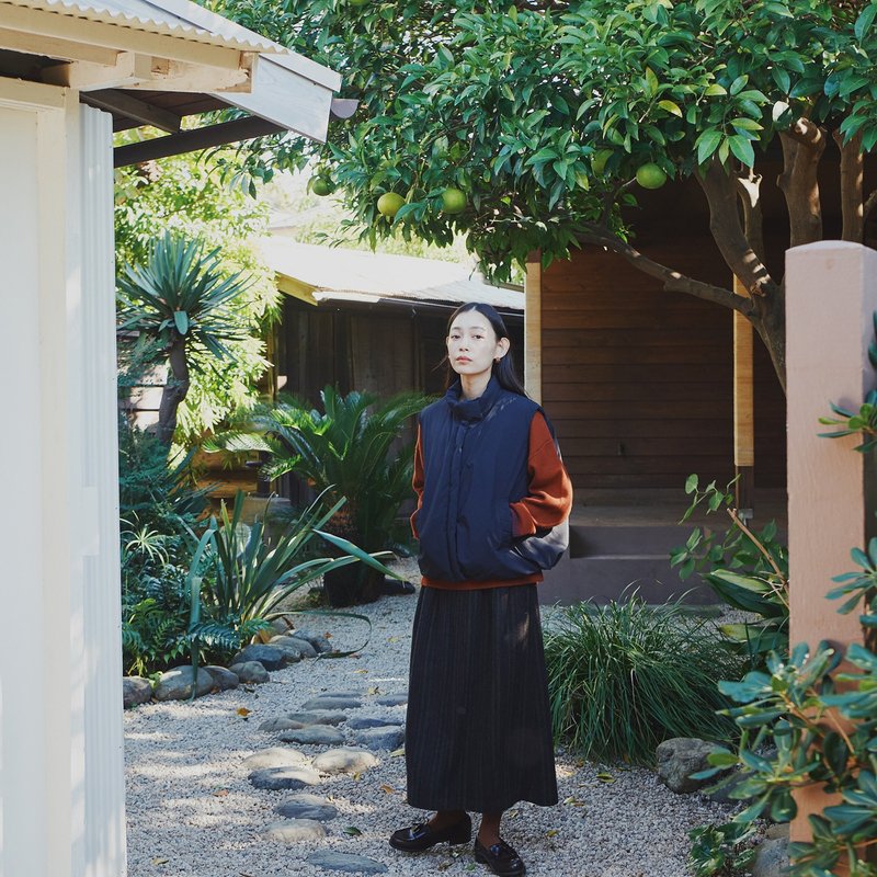 KOOW立领面包羽绒背心 日标95白鸭绒短款羽绒马甲羽绒服 - 女装背心 - 其他材质 黑色