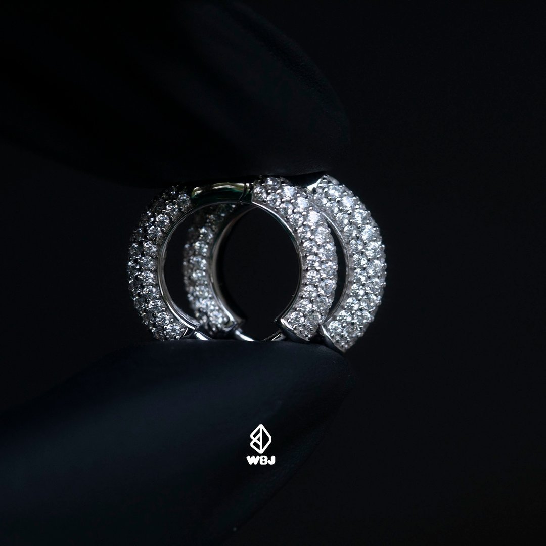 Wbj 星环满圈莫桑钻耳环 (L/M) 925 银电镀 18K 白金 - 耳环/耳夹 - 宝石 银色