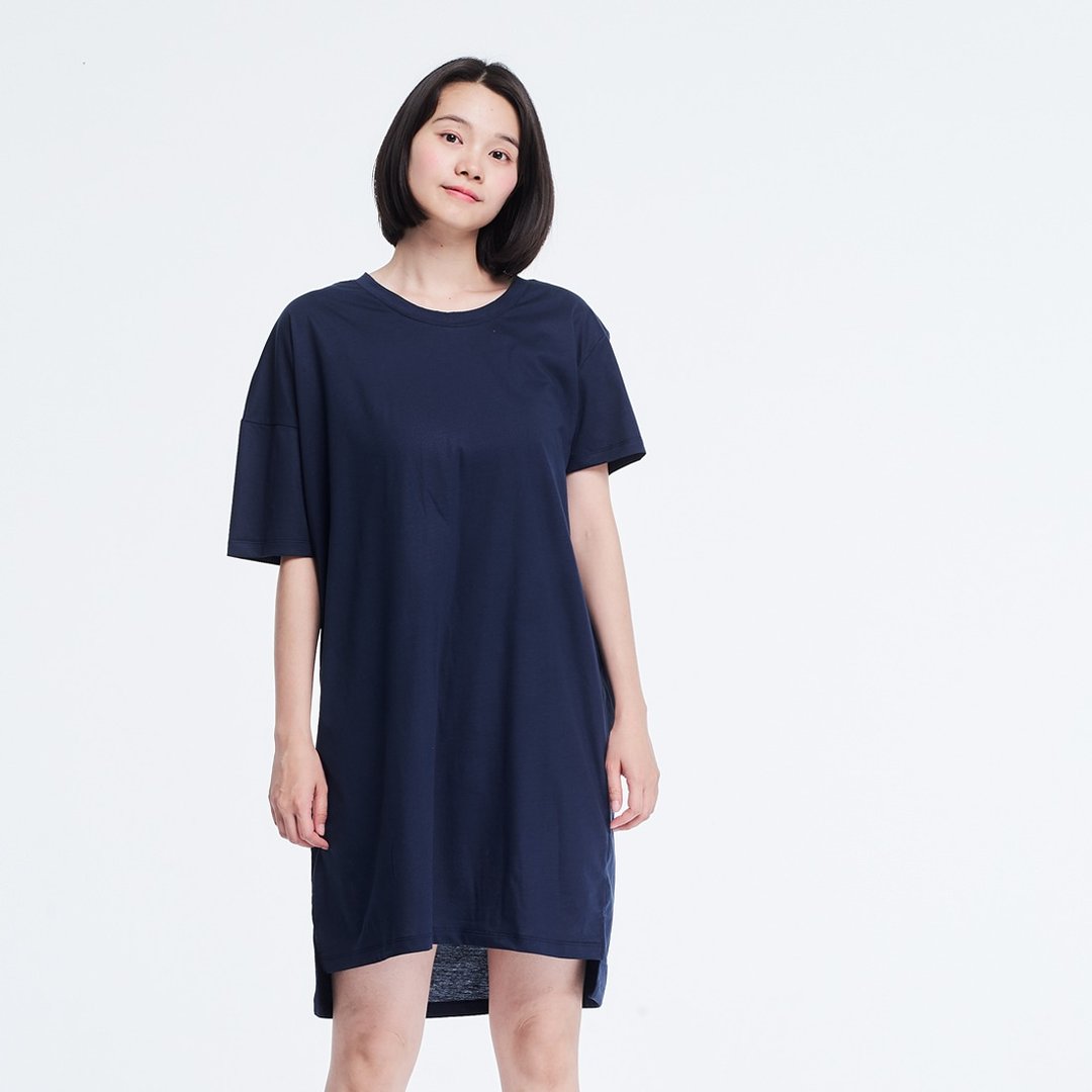 珠光棉不對稱長版TEE/深藍 - 女装 T 恤 - 棉 蓝色
