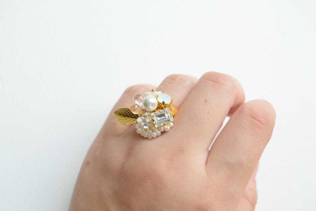 flower garden ring - 戒指 - 其他金属 白色
