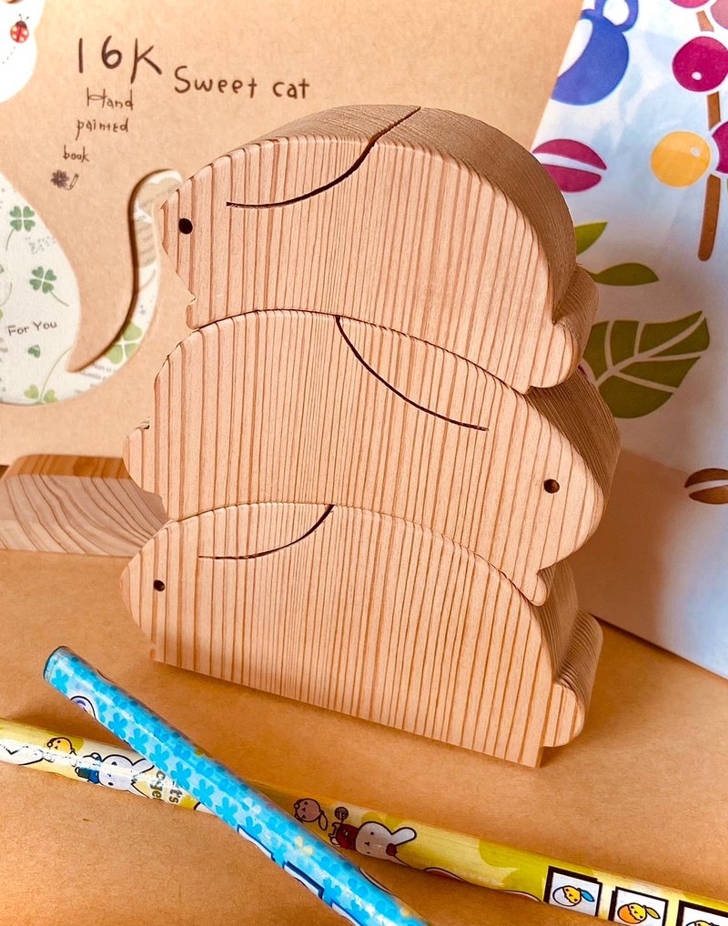 台湾桧木叠在一起叠叠兔 - 摆饰 - 木头 