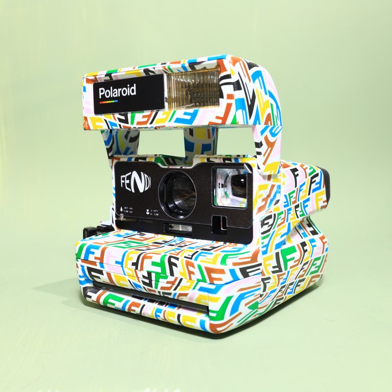 【Polaroid杂货店】Polaroid 600 型 Fendi 宝丽来 拍立得 - 其他 - 塑料 多色