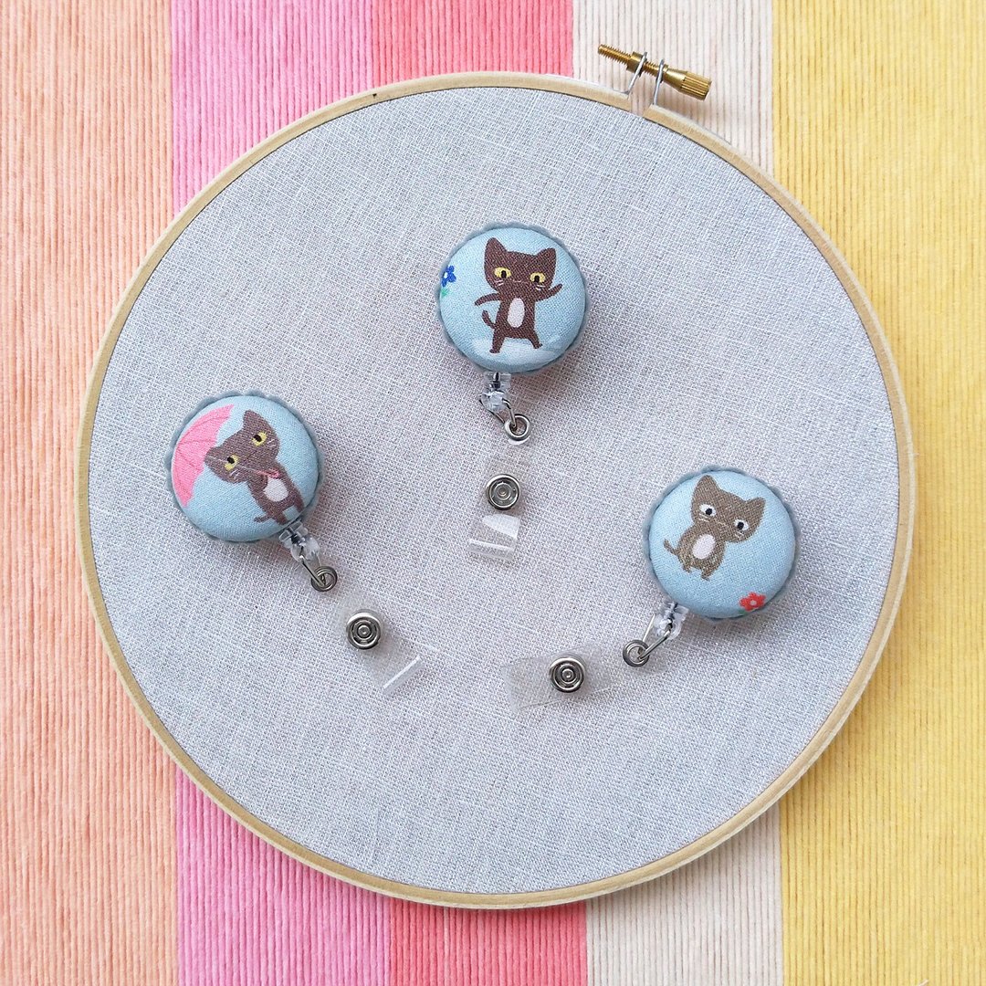 识别证伸缩夹-小黑猫款/韩国布/台湾制钢丝拉绳 - 证件套/卡套 - 其他材质 多色