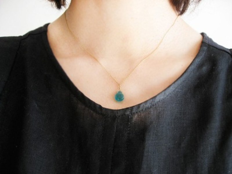 Jade necklace - 项链 - 宝石 