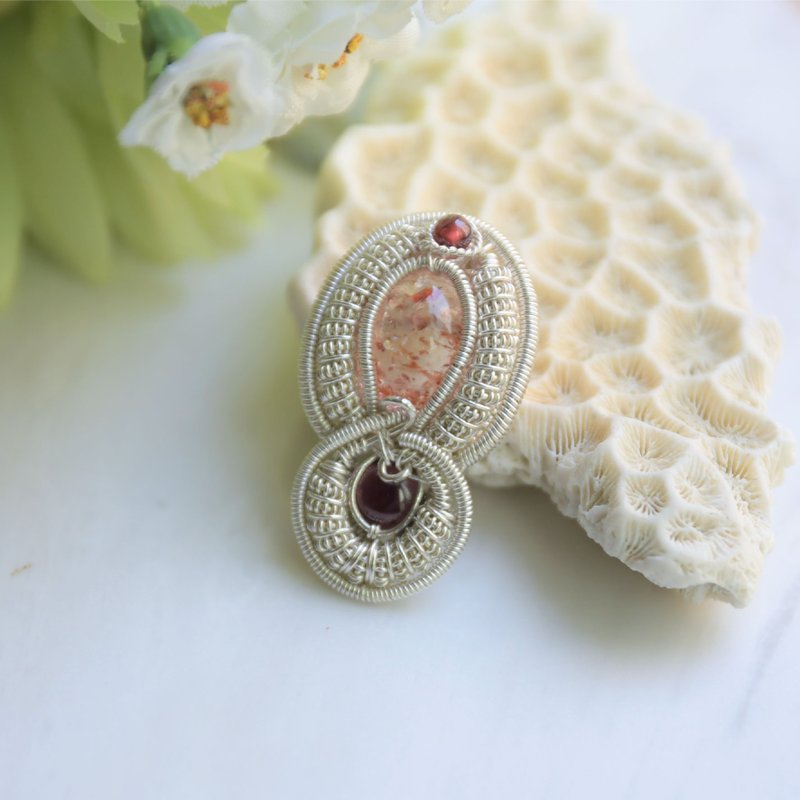 【大地的孩子】纯银线火焰水晶编织坠 - 项链 - 宝石 红色