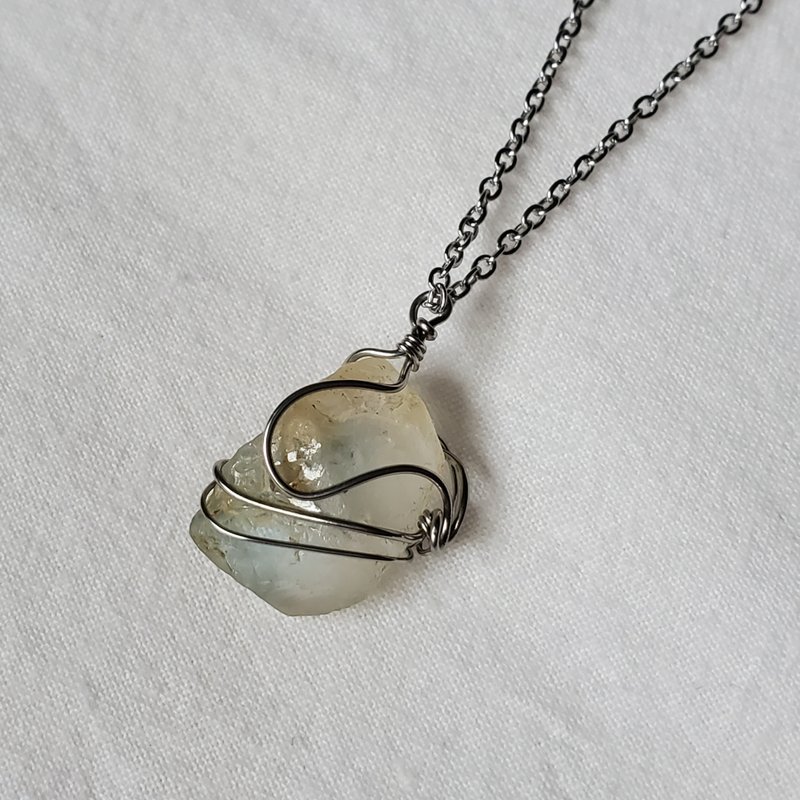 托帕石原矿项链 | 不锈钢矿石项链 金属编织 交换礼物 - 项链 - 半宝石 银色