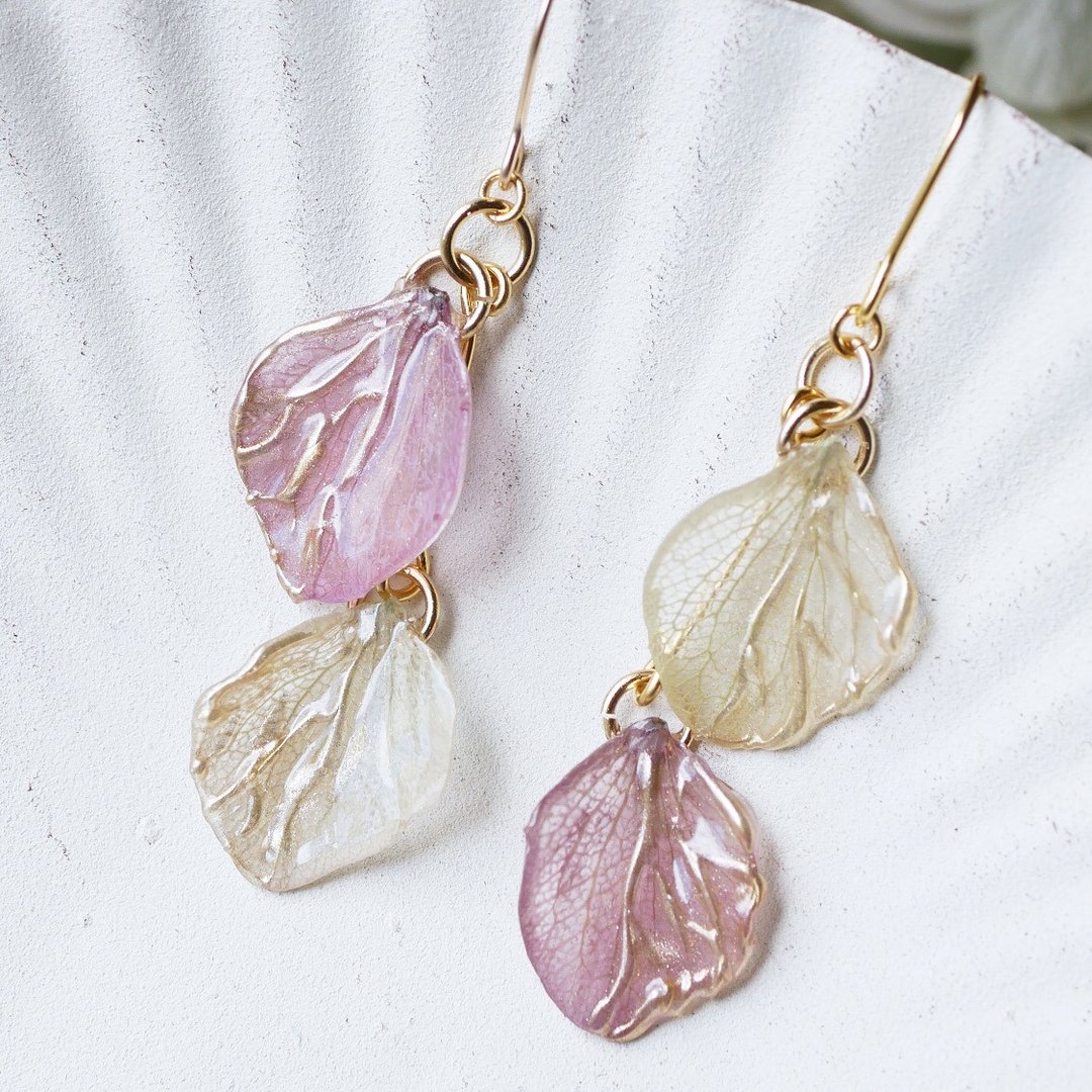 Autumn Hydrangea jewelry Earrings or Clip-On - 耳环/耳夹 - 植物．花 紫色