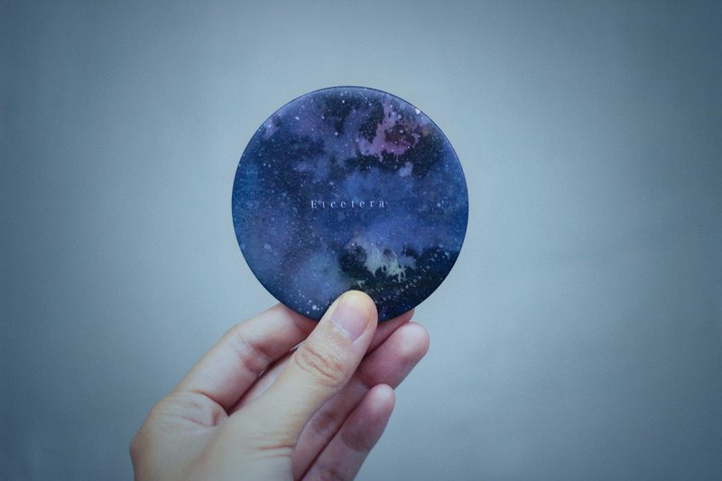 Etcetera - 星空 水彩插画 随身镜 - 彩妆刷具/镜子/梳子 - 其他材质 蓝色