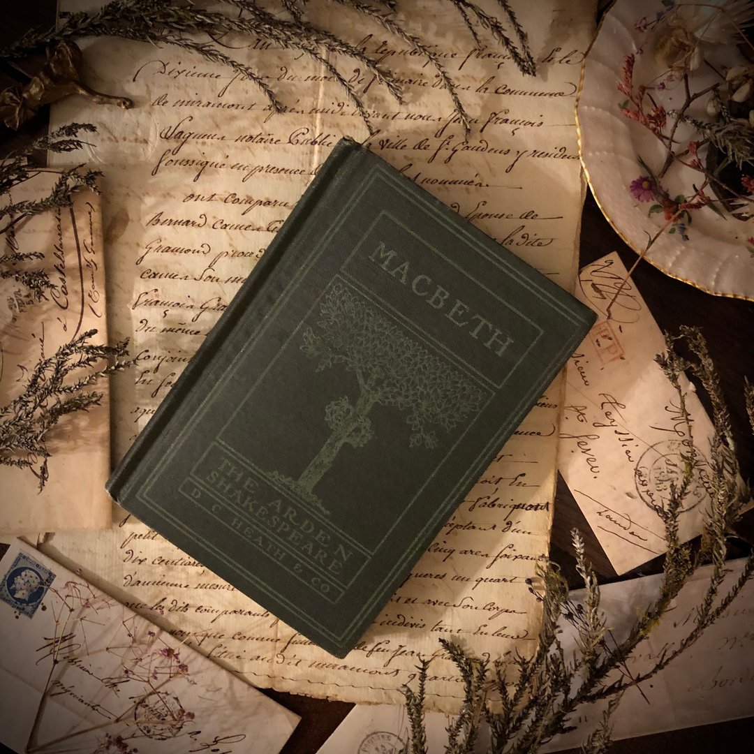 1915年美国出版莎士比亚四大悲剧之一马克白Macbeth - 刊物/书籍 - 纸 粉红色