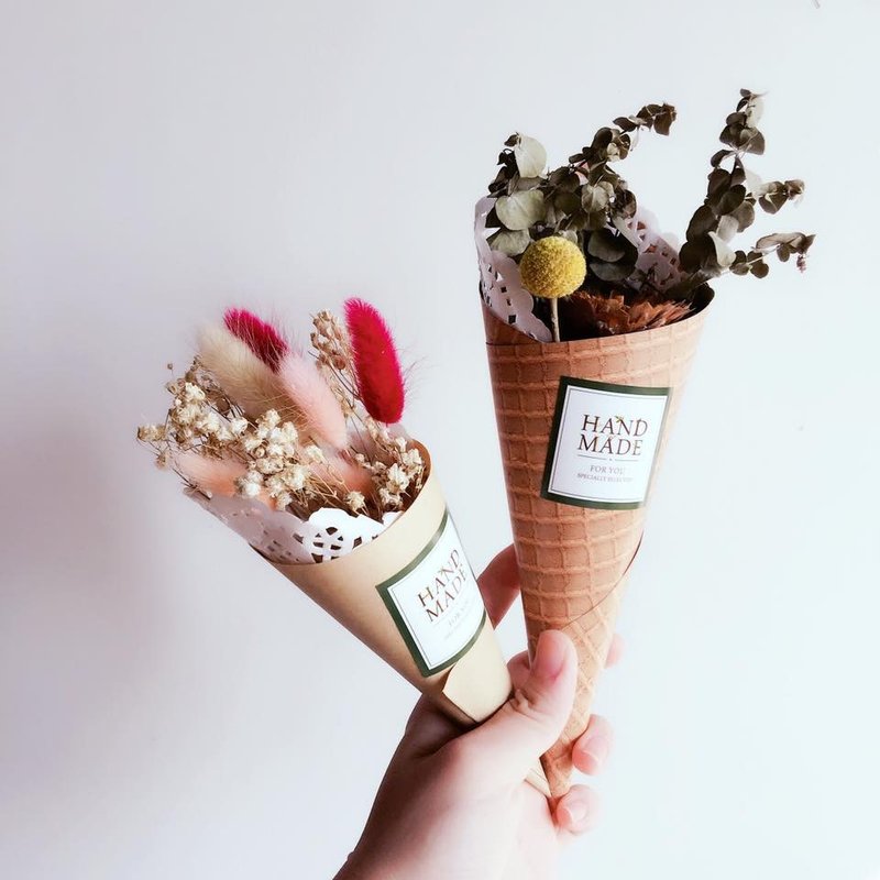 甜筒干燥花 不凋花甜筒花束 可定制化 毕业礼物/情人节 - 植栽/盆栽 - 植物．花 