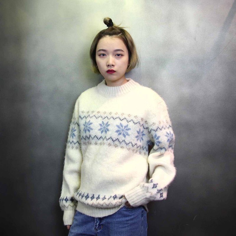 Tsubasa.Y 古着屋 011古着立体雕花毛衣,Carved Sweater针织复古 - 女装针织衫/毛衣 - 羊毛 