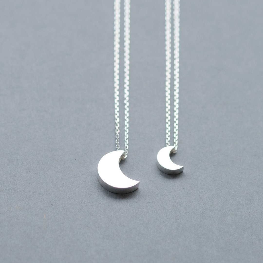 2 pieces) crescent moon pair necklace Silver 925 - 项链 - 其他金属 银色