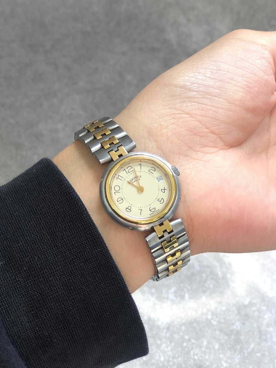 【 日本直送 名牌中古包 】HERMES 爱马仕 Clipper 腕表 银色 金色 不锈钢 石英圆形 vintage psz3jv - 女表 - 不锈钢 银色