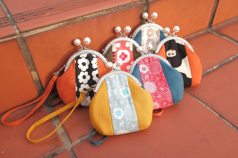 昭和拼色口金零钱包  附可拆式提绳 - 零钱包 - 棉．麻 