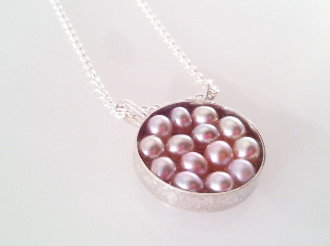 Pearls Nest SV Necklace - 项链 - 宝石 粉红色