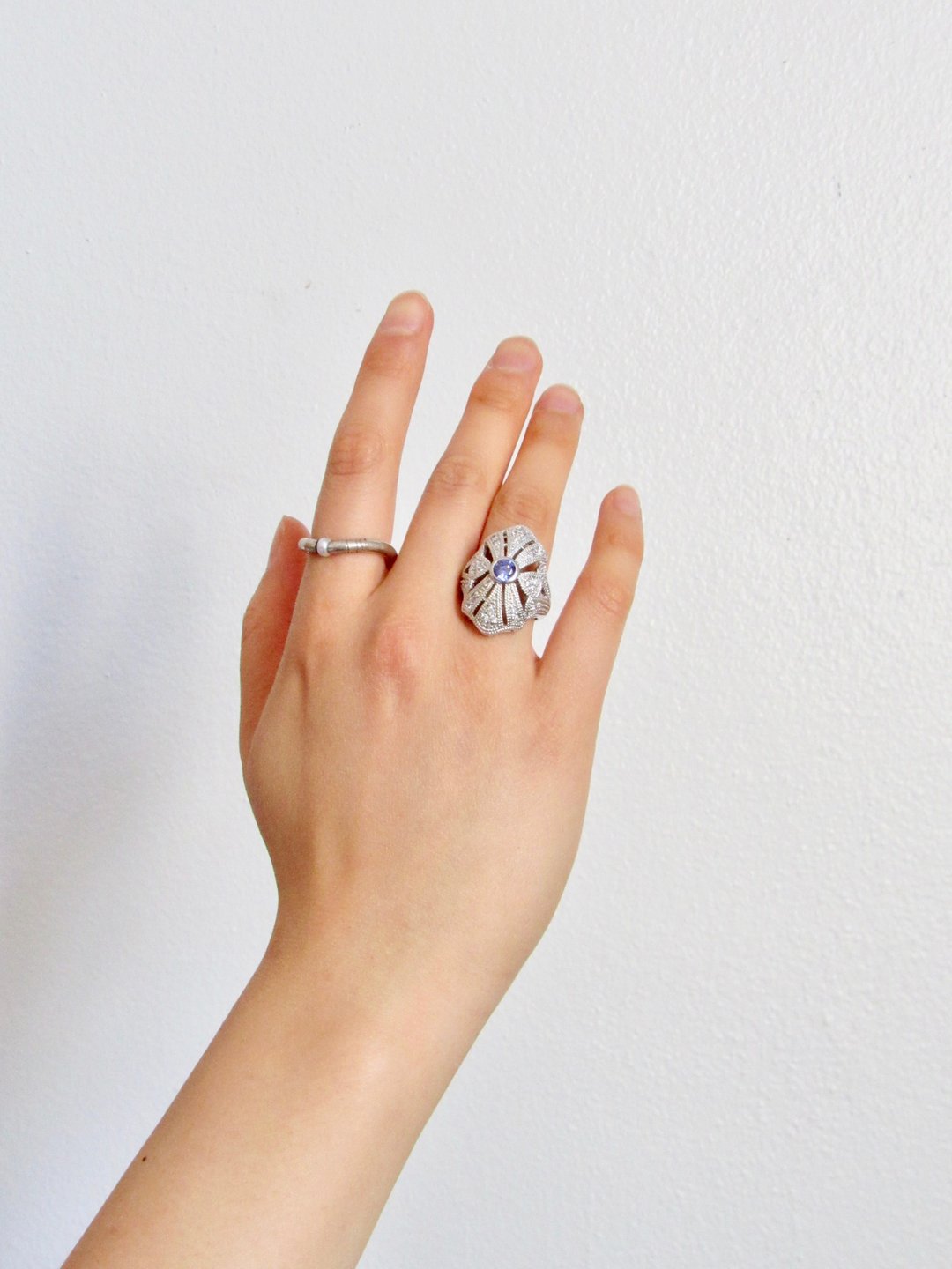 Vintage Filigree Shield Indigo Iolite Silver Cocktail Ring - 戒指 - 纯银 银色