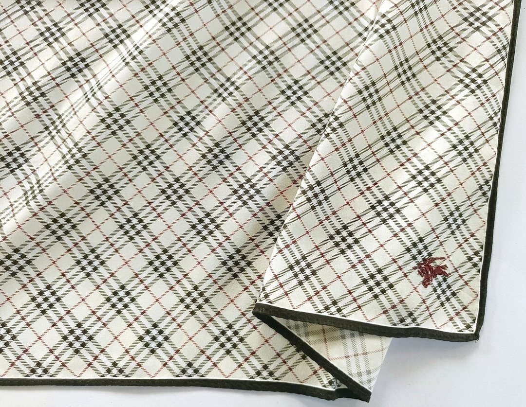 Burberry 复古手帕 米白格纹 格纹口袋巾 19.5 x 19.5 英寸 - 手帕/方巾 - 棉 卡其色