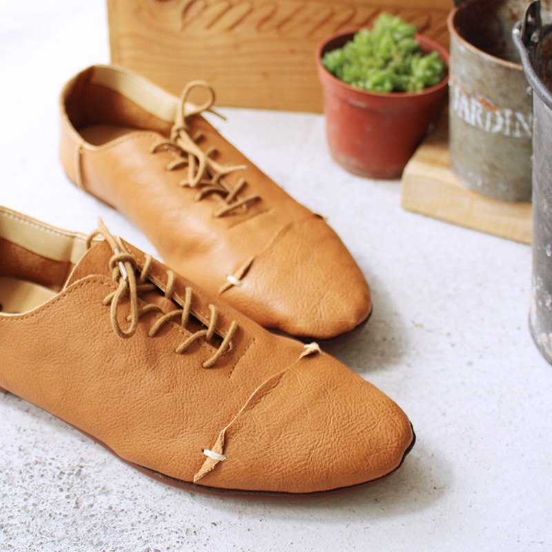 【预购】日本制D'knot柔软植揉牛皮绑带便鞋 - 女款休闲鞋 - 真皮 