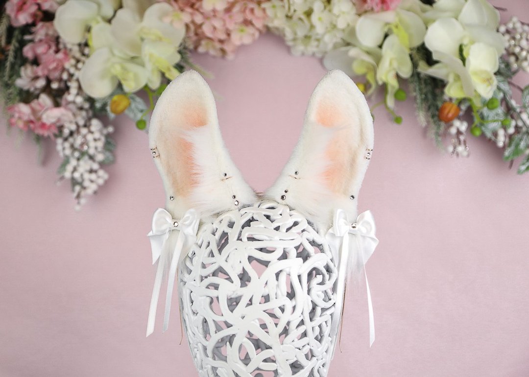 White Bunny Ears Faux Fur Ears - 发饰 - 其他人造纤维 白色