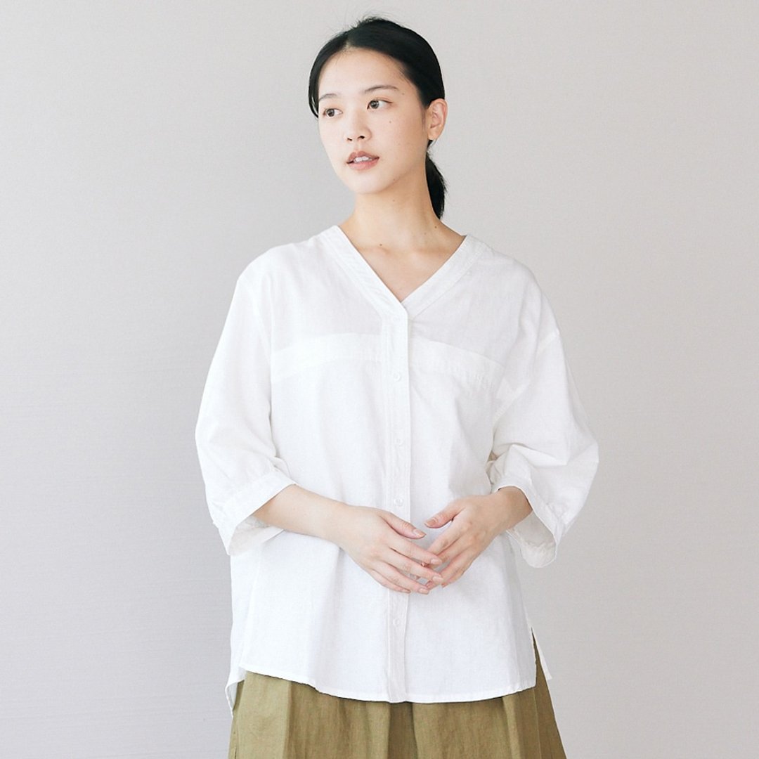 【Simply Yours】袖抓皱V领棉麻衬衫 白F - 女装上衣 - 棉 白色