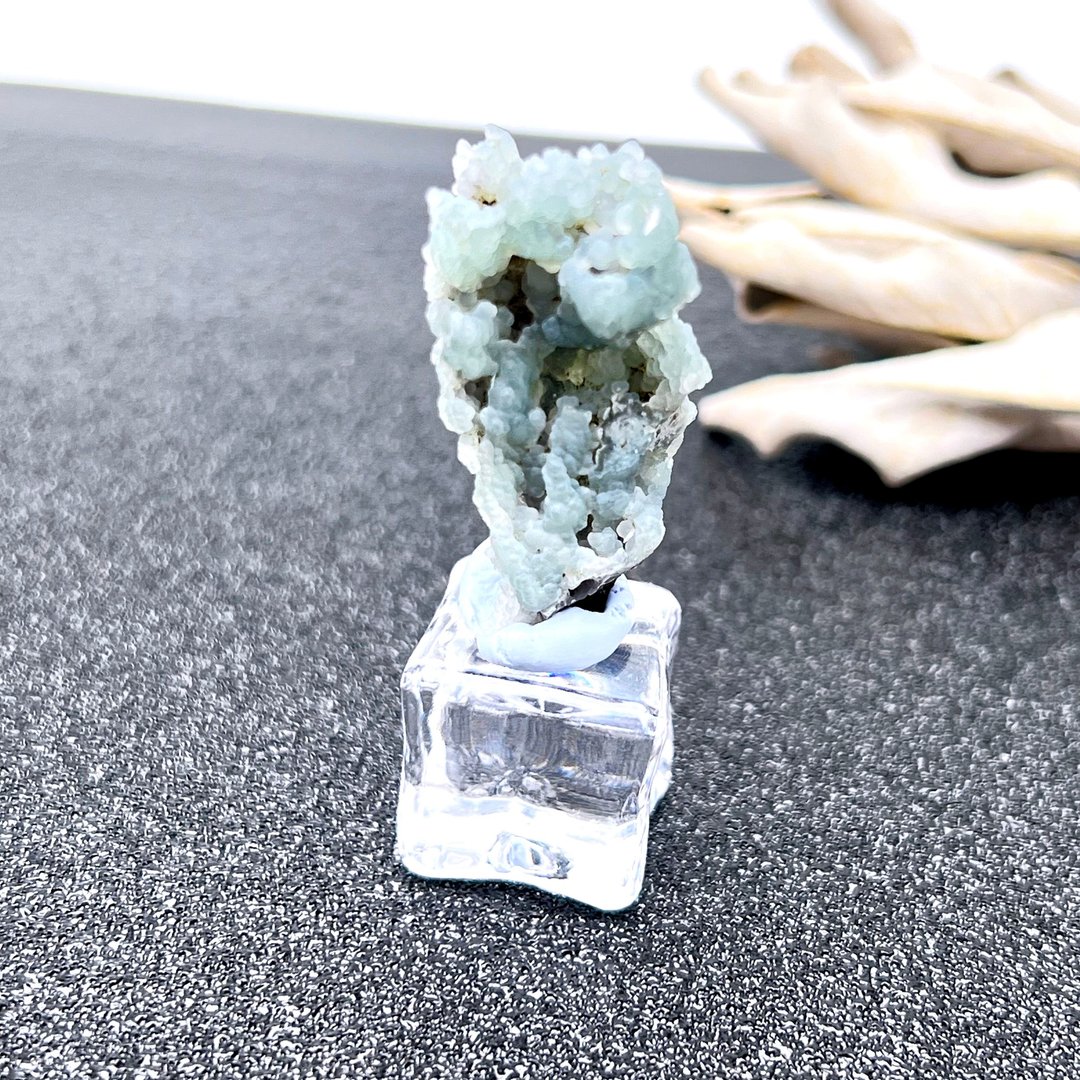 森莹。原矿 疗愈 能量  I 玛瑙结晶 绿森林 矿标 I - 摆饰 - 水晶 绿色